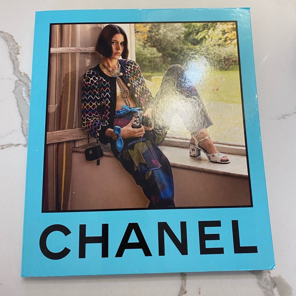Just released - Chanel spring summer 2022 collection book